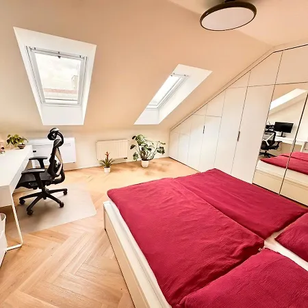 Center Flat With View - Kitchen, Ac, Netflix Appartamento Komarov