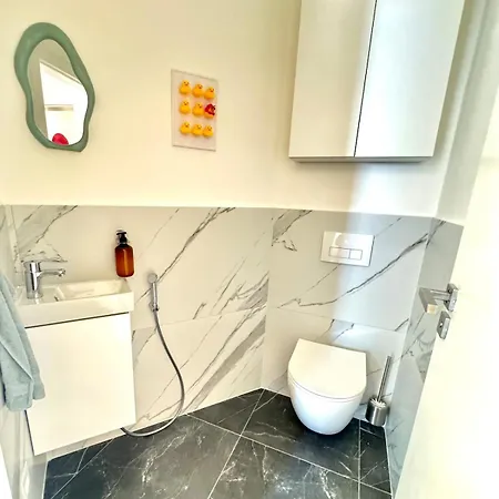 Appartamento Center Flat With View - Kitchen, Ac, Netflix *
