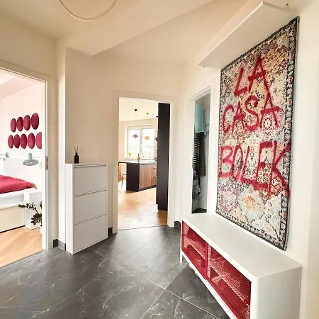 Center Flat With View - Kitchen, Ac, Netflix Daire *