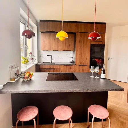 Appartamento Center Flat With View - Kitchen, Ac, Netflix *